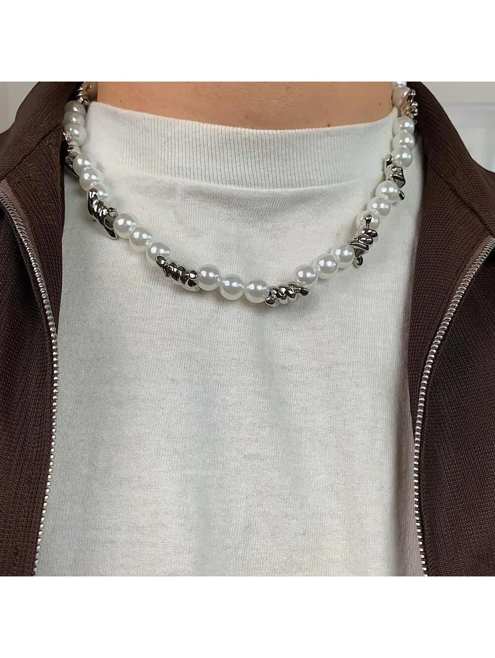 Pearl barbwire y2k 2000s style necklace